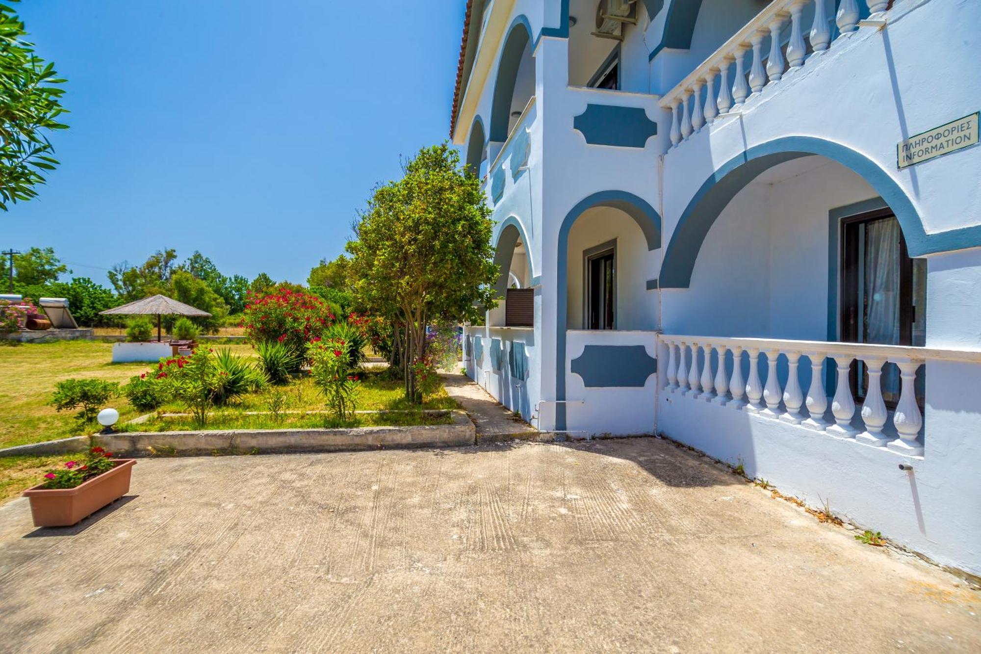 Babis Studios 2 Kalamaki  Ngoại thất bức ảnh